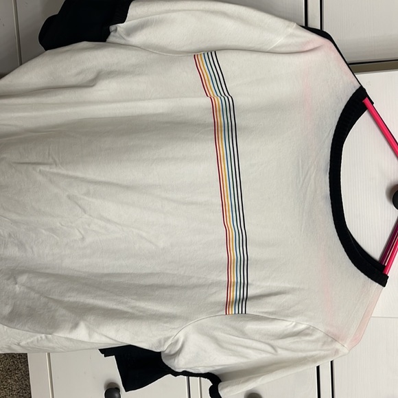 Forever 21 + size white stripped shirt never worn - Picture 4 of 4